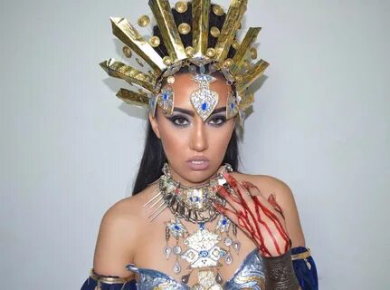 queen of the damned costume designer - Wonvo