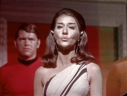 Romulan Kiss ? (unshown shot) Joanne Linville, shown on th. 
