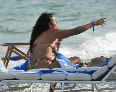 ANGELA SIMMONS in Bikini at a Beach in Miami 10/17/2021 - Ha