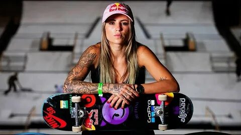 5 Best Female Skateboarders Today - Sports404