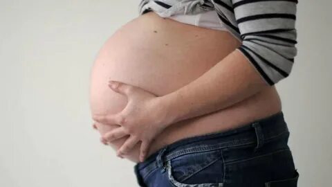 Harter Bauch in Schwangerschaft: Nicht immer bedenklich Gesu