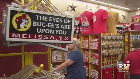 Buc-ee's Opens In Melissa - YouTube