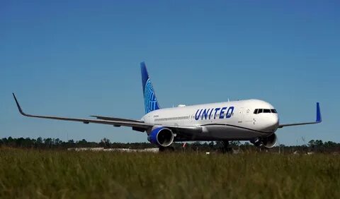 United Airlines unveils first Boeing 767 in new look