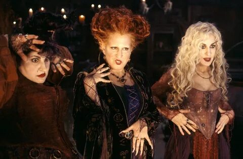 Bette Midler Criticizes 'Cheap' "Hocus Pocus" Remake in the 