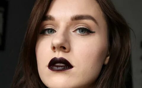 Urban Decay Matte Revolution Lipstick Blackmail - отзыв Ника