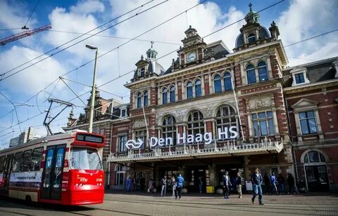 Waarom zijn er in Den Haag twee grote treinstations? - indebuurt Den Haag