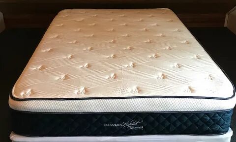 Is Latex Or Memory Foam Mattress Best For My Sleep Style?