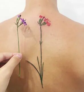 Gifted Tattoo Artist Uses Living Plants to Create Stunning a