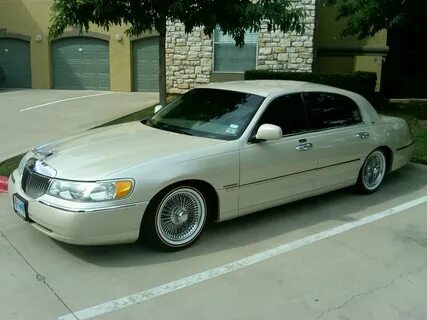 2000 Lincoln Town Car #9 BestCarMagz.net