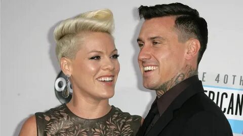 Pink Gives Birth To Second Baby With Carey Hart! - Lipstiq.c