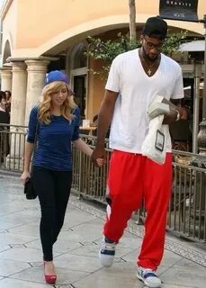 Andre Drummond Gf : Icarly Star Jennette Mccurdy Gets Close 