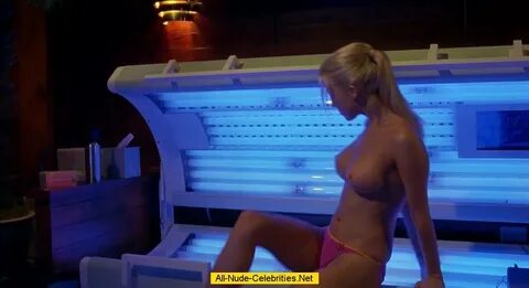 Chelan Simmons topless at tanning bed vidcaps