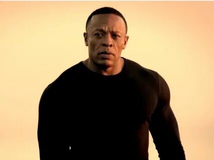 Dr. Dre Handcuffed By Officer After Confrontation Outside Hi