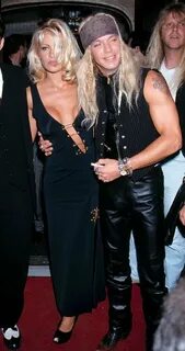 Tagged Bret Michaels and Pamela Anderson - FamousFix