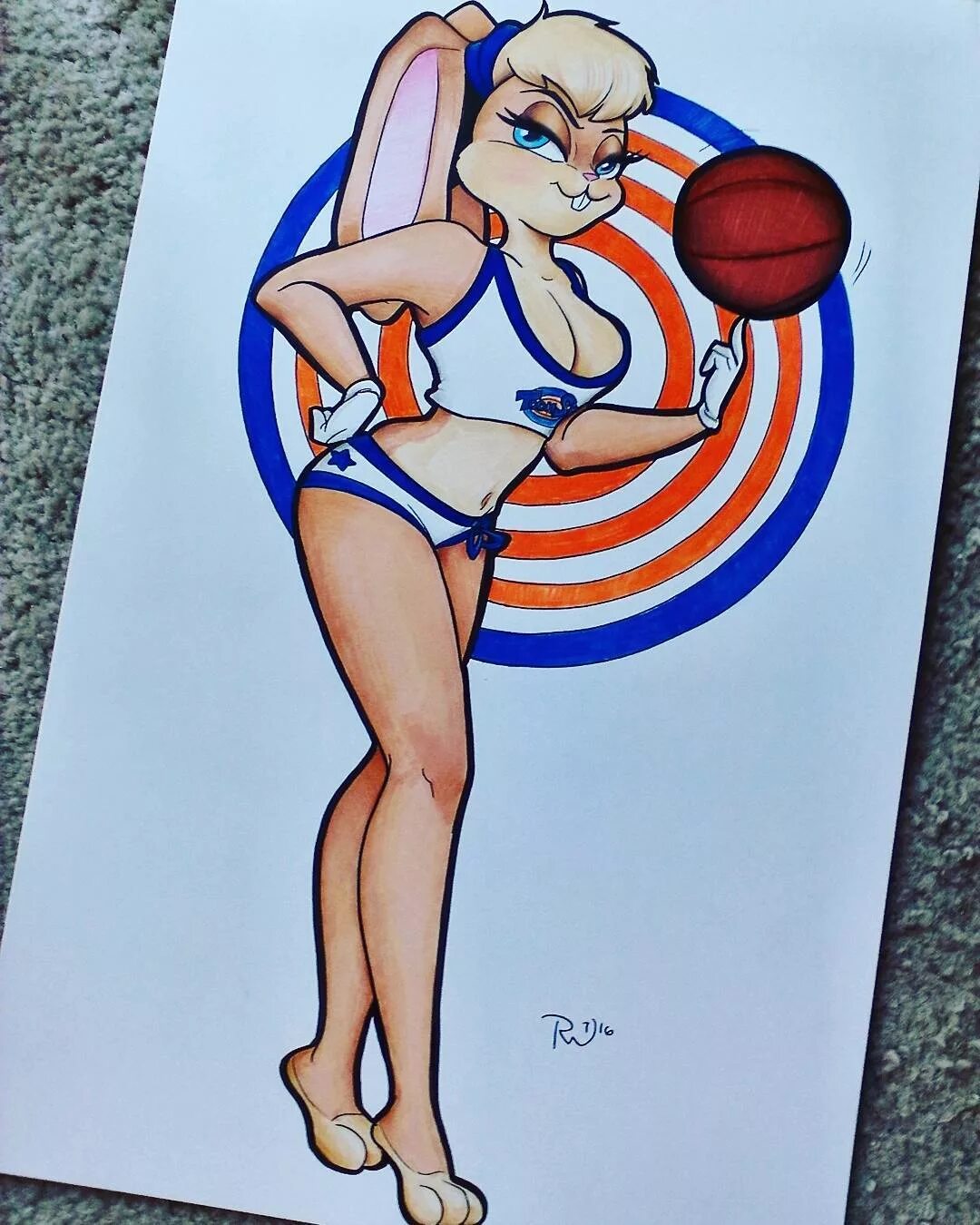 Becca Whitaker в Instagram: "A little Lola bunny for Wednesday! #lolab...