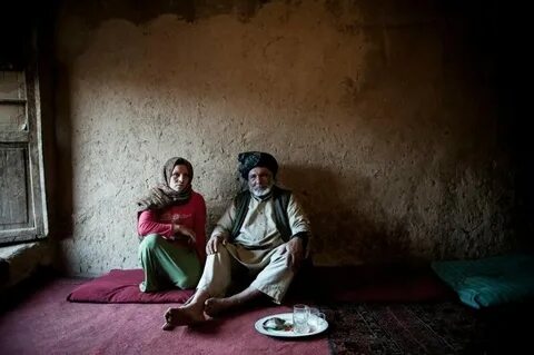 Современные афганские девушки и "традиционные ценности" - фо