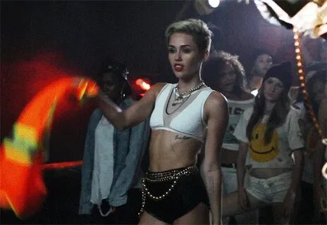 Miley cyrus GIF - Find on GIFER