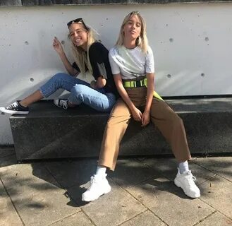 Lisa and Lena 📸 Lisa