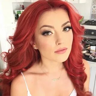 Elena Gheorghe Red haired beauty, Red hair woman, Shades of 