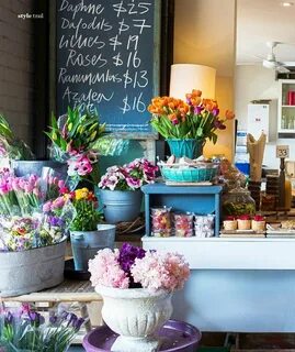 a flower shop Flower shop design, Flower shop decor, Flower 