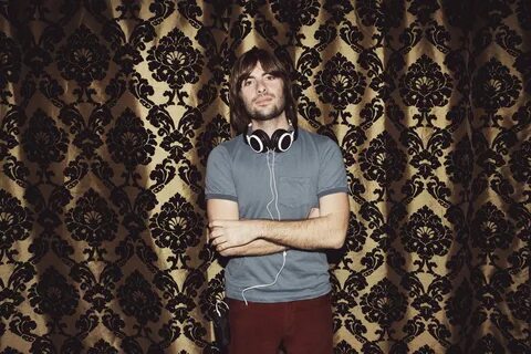 Robert Schwartzman Interview About Rooney, Dreamland, and Th