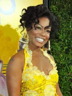 Picture of Aunjanue Ellis