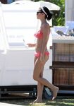 Katy Perry bikini pictures (9 pics)