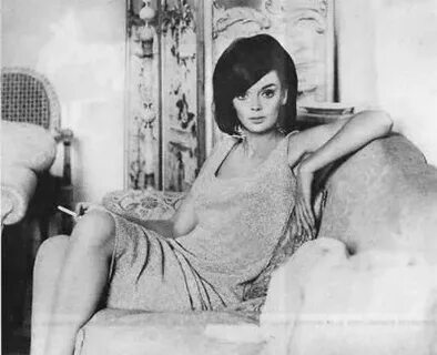 #Retropalotismo de serie B: Barbara Steele LasMilVidas