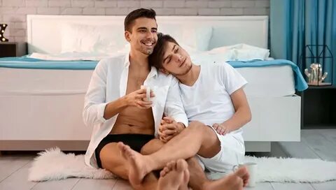 Signs your Gay chat line partner is ready to date. Social Ch
