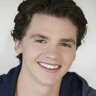 Joel Courtney Bio, Age, Height, Career, Relationship, Net Wo