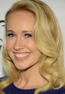 Анна Кэмп / Anna Camp - Персоны - Вебург