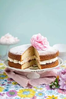 Easy Foolproof Victoria Sponge Cake - Supergolden Bakes