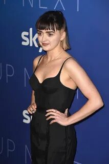 Download Maisie Williams Breasts Images - View Text Mode