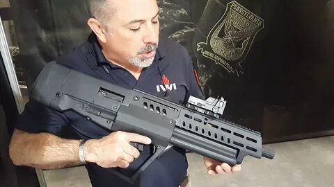 2018 Shot Show - 2018 IWI Combat Bullpup Shotgun: The Tavor 