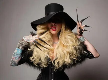 Fuck Yes Maria Brink Maria brink, Heavy metal girl, Metal gi