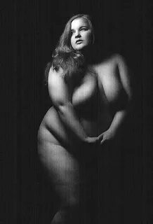 Nude Full Figured Female Photography - Sexy Housewives