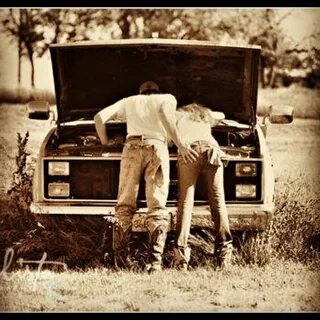 Love girls love trucks love country Engagement pictures, Fal