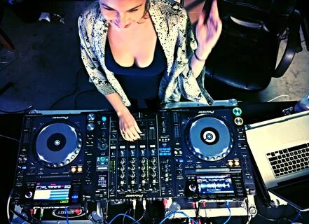 Dj Bad Ash- LA's Hottest Female DJ Photos