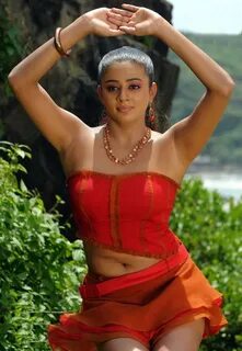 Priyamani hot navel photos - South Indian Actress