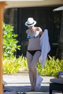 Leslie Bibb in Bikini 2016 -14 GotCeleb