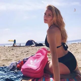 Someone cover Courtney Miller : Request Celebrity Cum