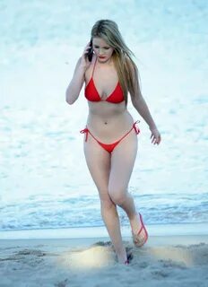 RACHEL SANDERS in Bikini at a Beach in Miami 10/03/2015 - Ha