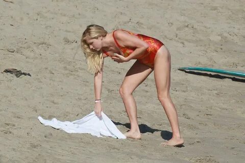 KESHA SEBERT in Swimsuit on the Beach in Malibu - HawtCelebs