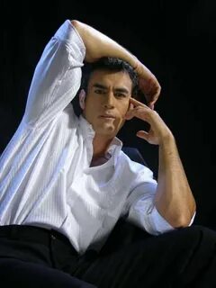 TELL ME WHO YOU ARE. I love David Zepeda 3 David zepeda, Act