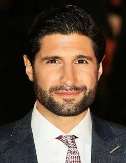 Pictures of Kayvan Novak