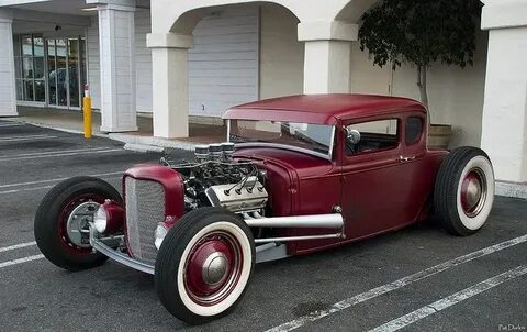 1931 Ford Model A 5-window lowboy coupe - chopped and channe