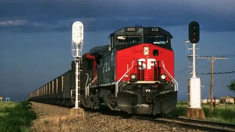 Southern Pacific AC4400CW Freight Train - YouTube
