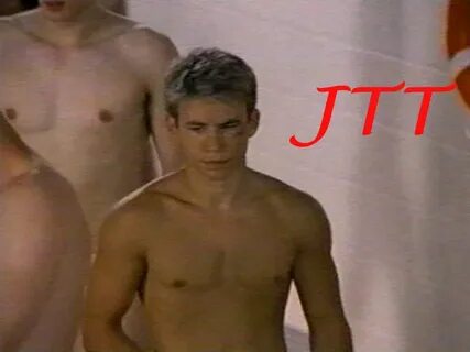 Picture of Jonathan Taylor Thomas in Common Ground - jttcg08