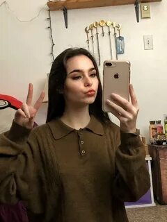 This 3$ oversized long sleeves polo shirt. I look like a old