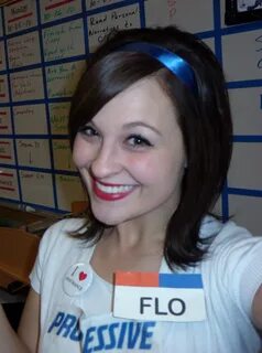 DIY Halloween Costume: Progressive Insurance Flo - Girl Love